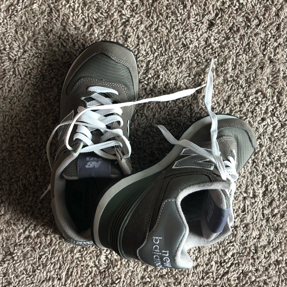 Size 8 grey new balances